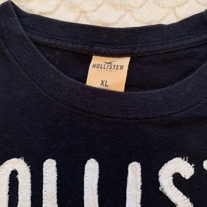 Hollister t shirt
